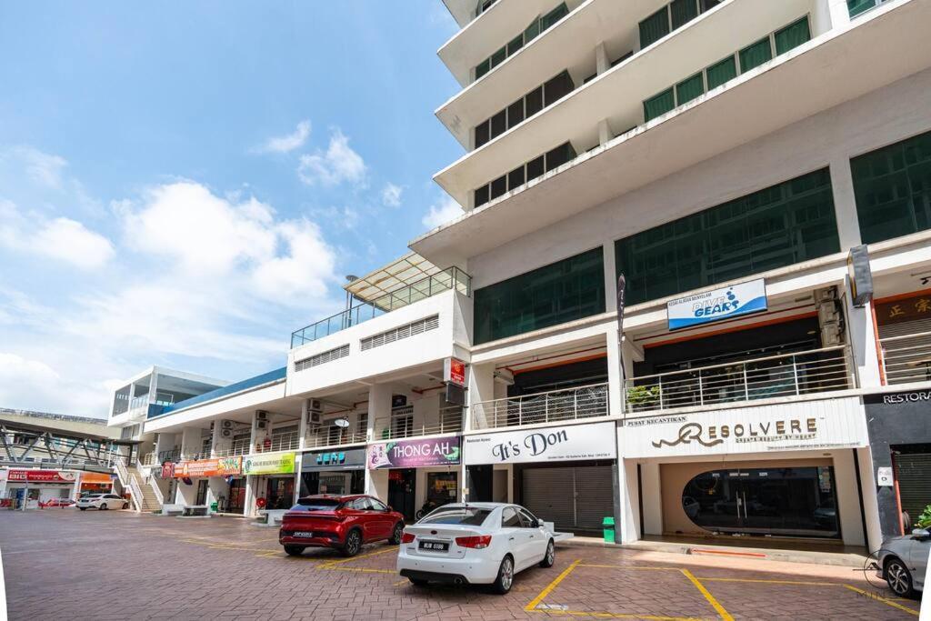 Akademik Austin #convinent #restaurant #milk Tea Apartment Johor Bahru